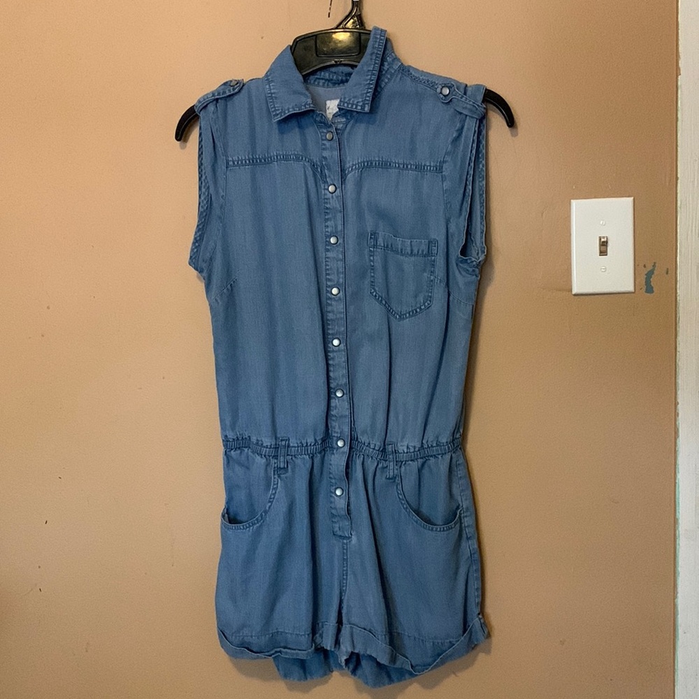 I love heighty one denim romper